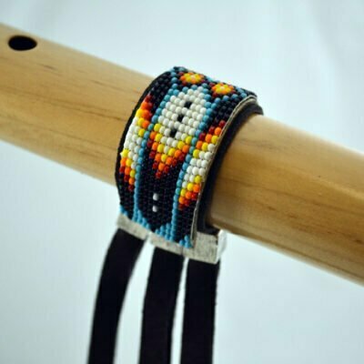 Native Feathers Wrap