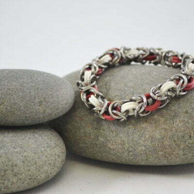 Bracelet Maroon & White